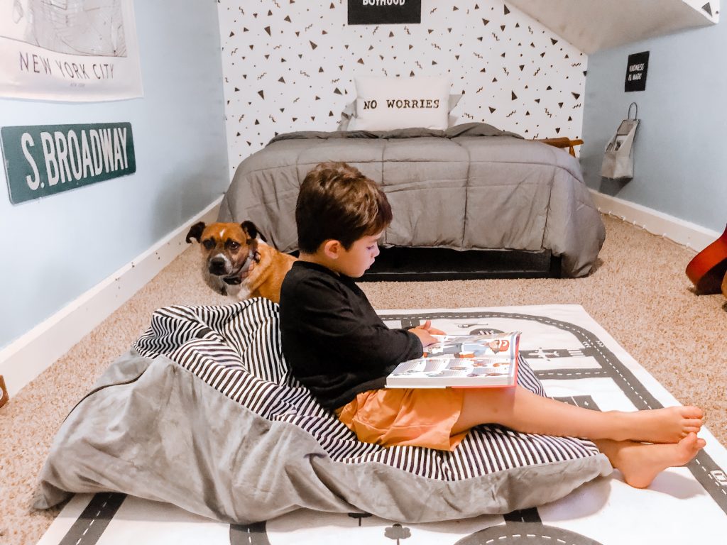 Bean bag storage for stuffed animals in this cool boys bedroom